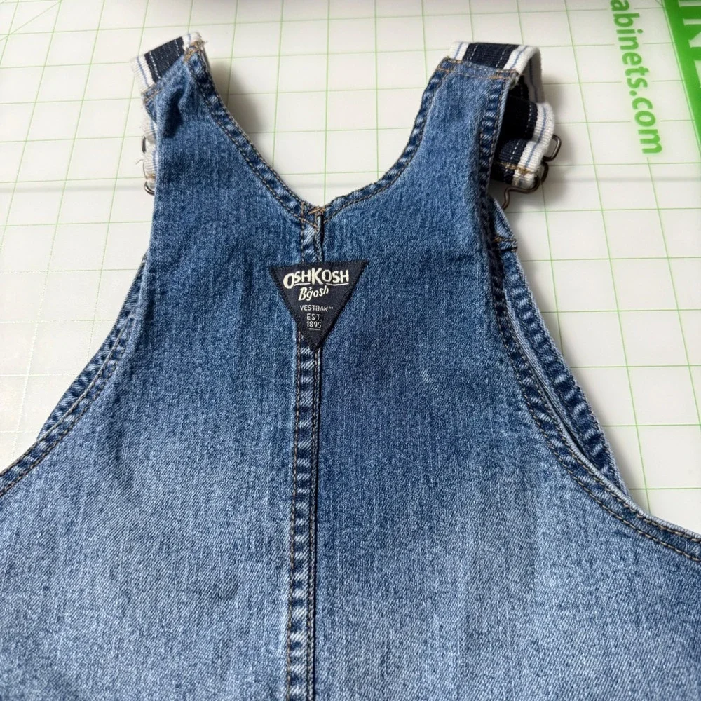 Oshkosh Bgosh Navy Strap Shortalls Overalls Boy 4T denim Cotton retro summer